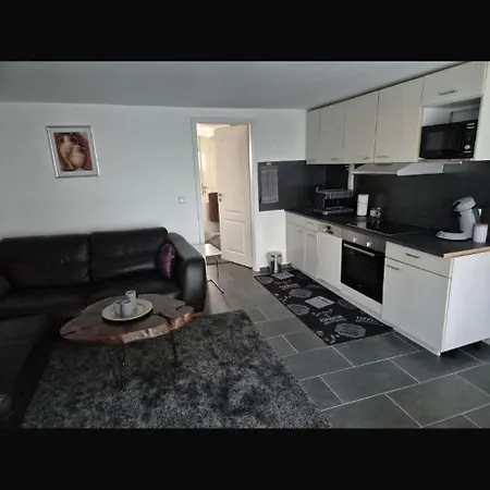 Moderne 2-zimmer-wohnung Nahe Daimler Appartement