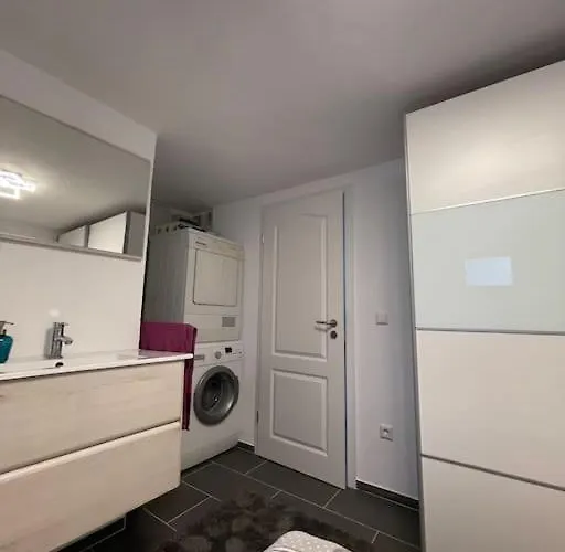 Moderne 2-zimmer-wohnung Nahe Daimler * Böblingen