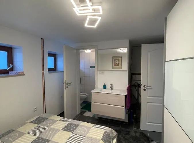 Moderne 2-zimmer-wohnung Nahe Daimler Apartamento