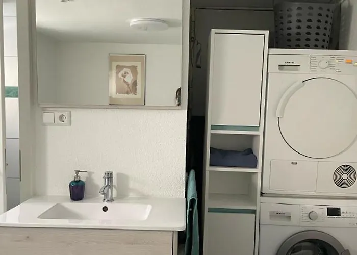 Moderne 2-zimmer-wohnung Nahe Daimler